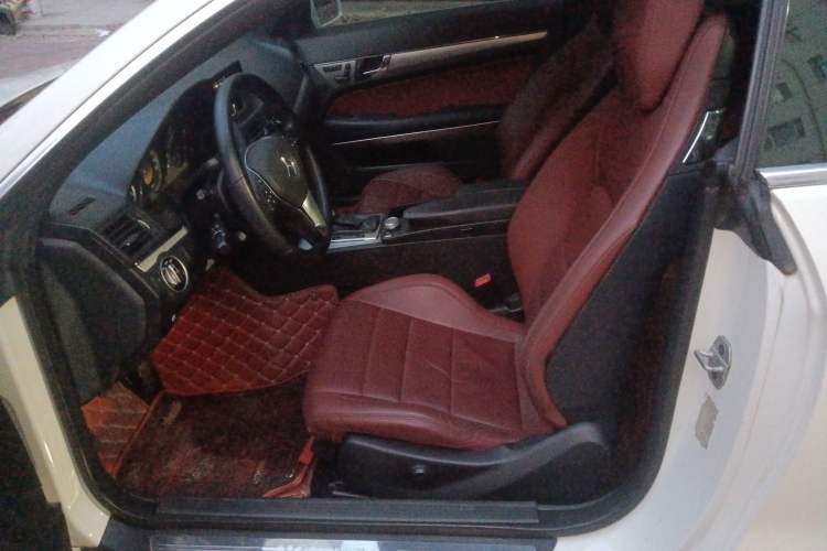 Used Mercedes-Benz E-Class 2011 E 260 CGI Coupe