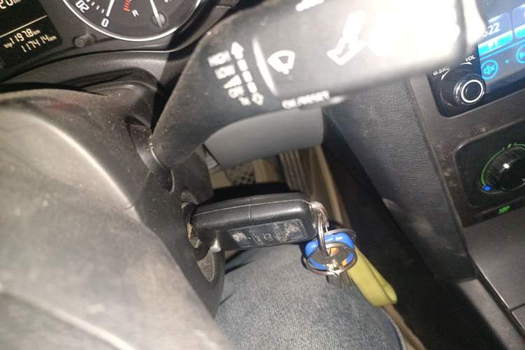 Used Skoda Octavia 2013 1.6L Manual Eado Edition