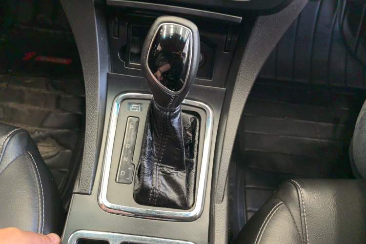 Used Geely Auto Emgrand 2017 Sedan Million Edition 1.5L CVT Upward Version