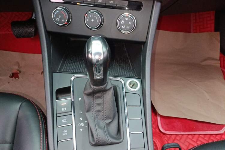 Used Volkswagen Bora 2021 1.5L Automatic Fashionable Smart Connectivity Version