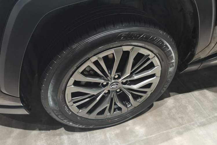 Used Toyota Wildlander 2023 Dual-Motor 2.5L E-CVT Four-Wheel Drive Prestige Edition