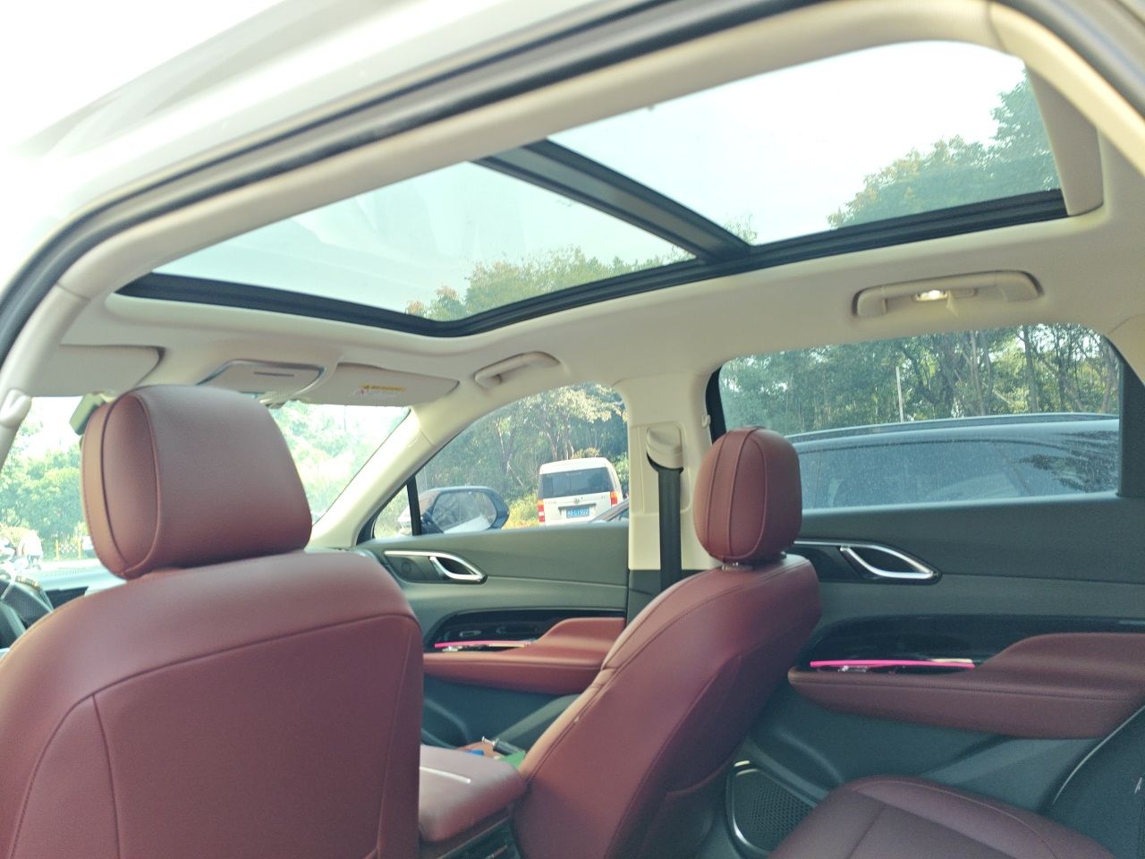 Hongqi HS3 PHEV 2025 Model 125km Jingwei PLUS 2 Millionth Anniversary Edition — снимка 20