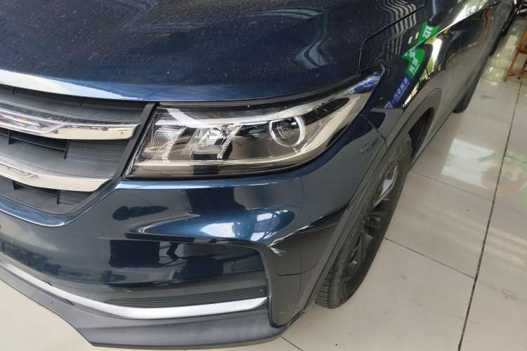 Used Dongfeng Fengon ix7 2020 2.0 TGDI Automatic Two-Wheel Drive Urban Luxury Edition