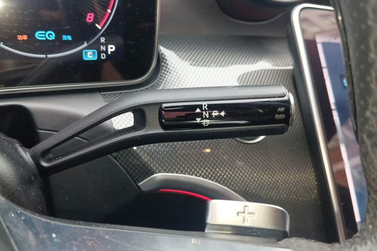 Used Mercedes-Benz C-Class 2022 C 260 L Sport Edition Gear Lever