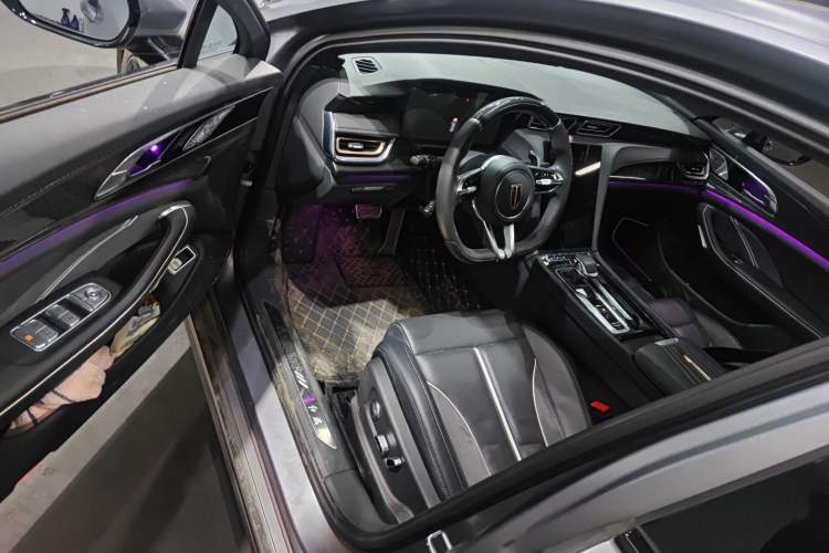 Used Hongqi H6 2023 2.0T ZhiZhen Edition Driver Seat