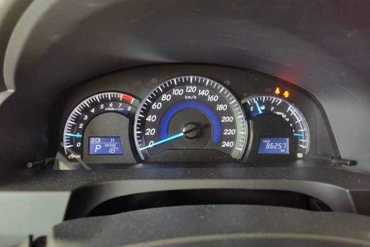 Used Toyota Camry 2016 2.0G 10th Anniversary Leading Edition