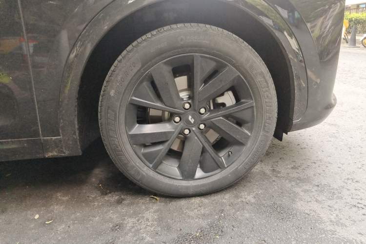 Used Li Auto L7 2023 Air model
