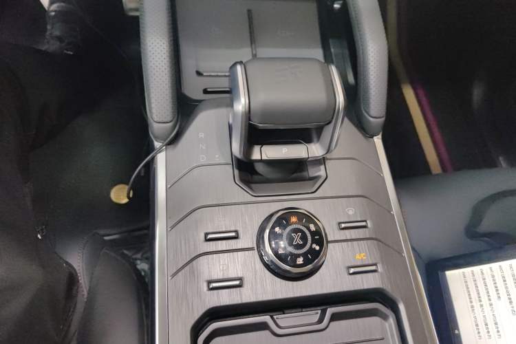 Used JETOUR Traveler 2023 2.0T All-Wheel-Drive CrossPRO