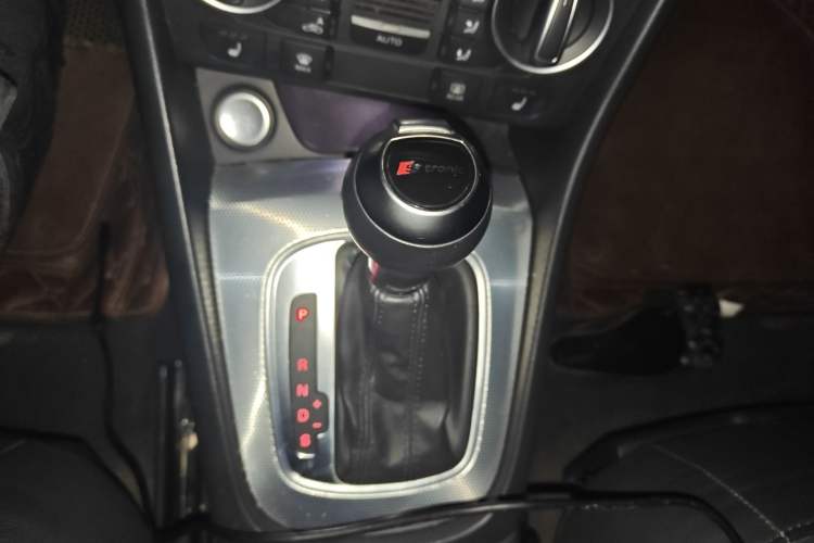 Used Audi Q3 2016 35 TFSI quattro all-wheel-drive style model