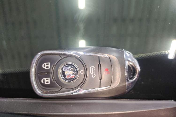 Used Buick GL8 2022 Land Business Class 652T Luxury Model
