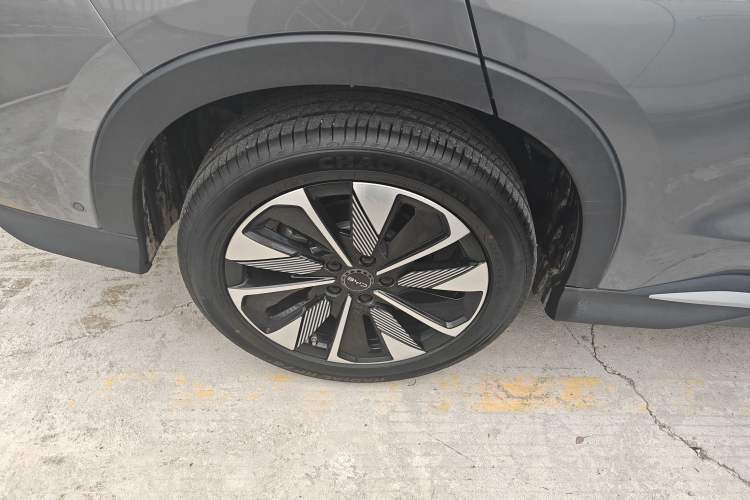 Used BYD Song PLUS New Energy 2025 DM-i Smart Drive 112KM Prestige Model
