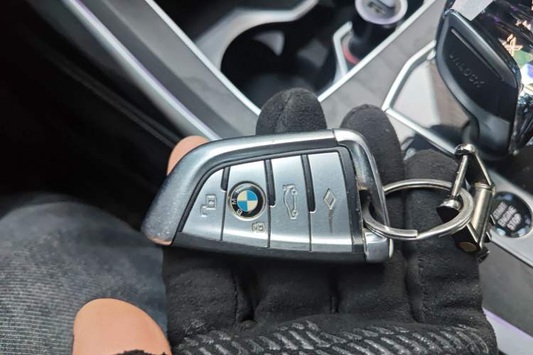 Used BMW X7 2019 xDrive40i Luxury Package with Leading Features Vehicle Key