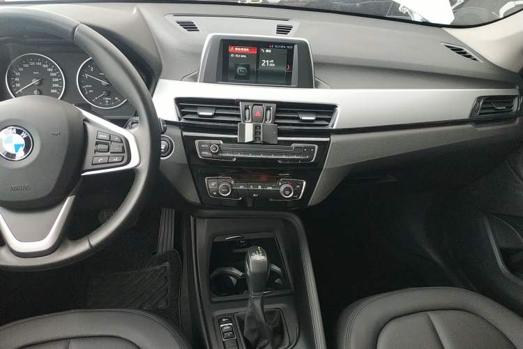 Used BMW X1 2018 sDrive20Li Leading Model