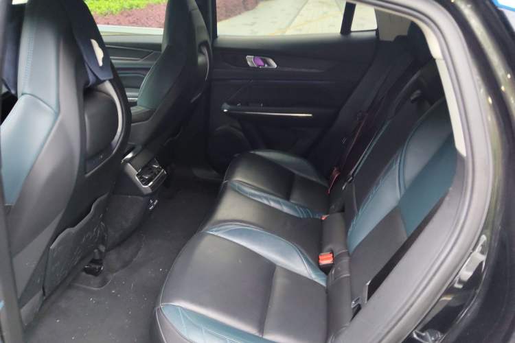 Used Lynk & Co 05 2020 2.0TD Two-Wheel Drive Shine Halo Left Rear Seat