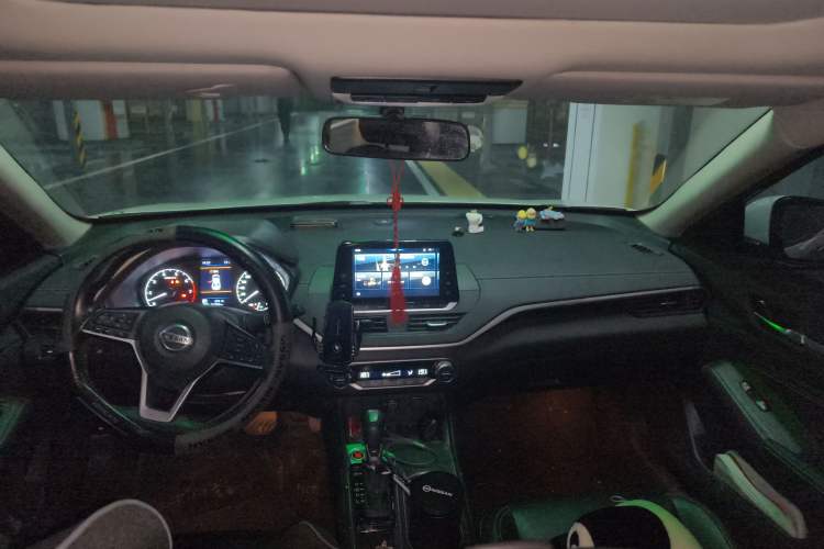 Used Nissan Teana 2020 Revised Version 2.0L XL Comfort Edition Headliner