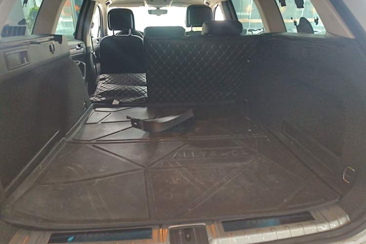 Used Volkswagen Variant 2018 380TSI Two-Wheel Drive Comfort Edition
