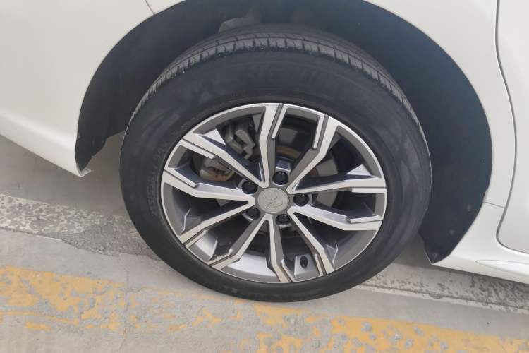 Used BYD Song MAX 2019 1.5T Automatic Smart Connect Ruiyi Sunroof Version 6 Seats China VI Standard