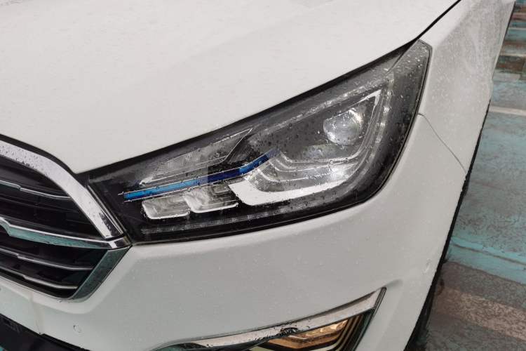 Used Zotye T300 2017 1.5T CVT Luxury Model Left Front Headlight