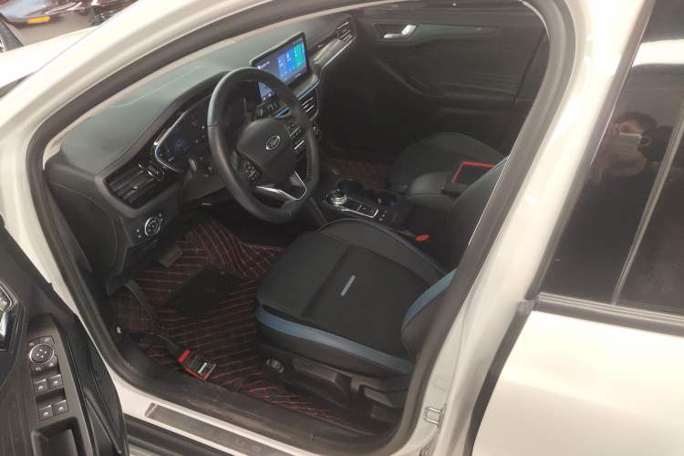 Used Ford Focus 2021 EcoBoost 180 Automatic Hunter Edition
