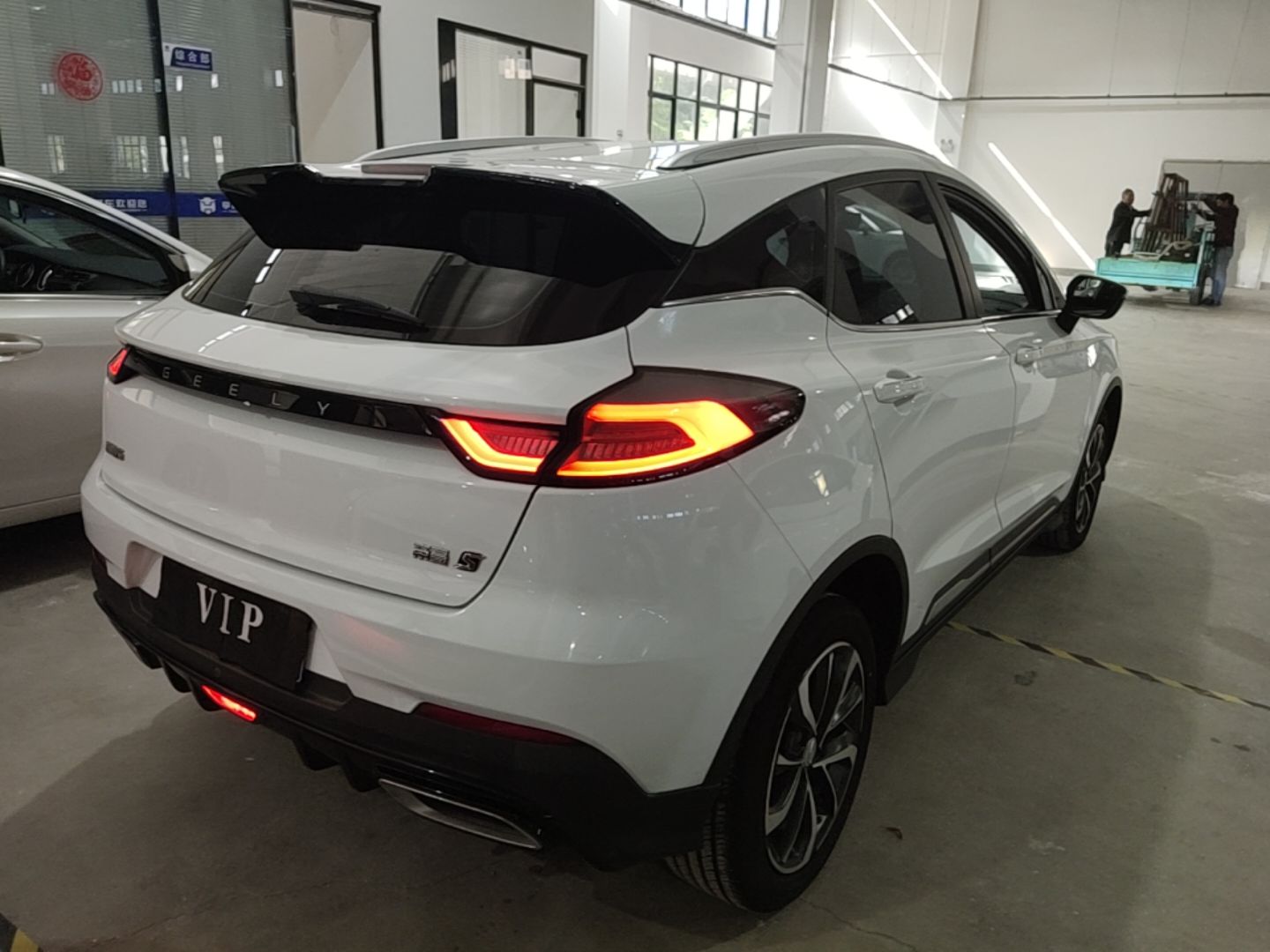 Geely Auto Emgrand S 2022 1.4T CVT Crossover Player Edition — снимка 9