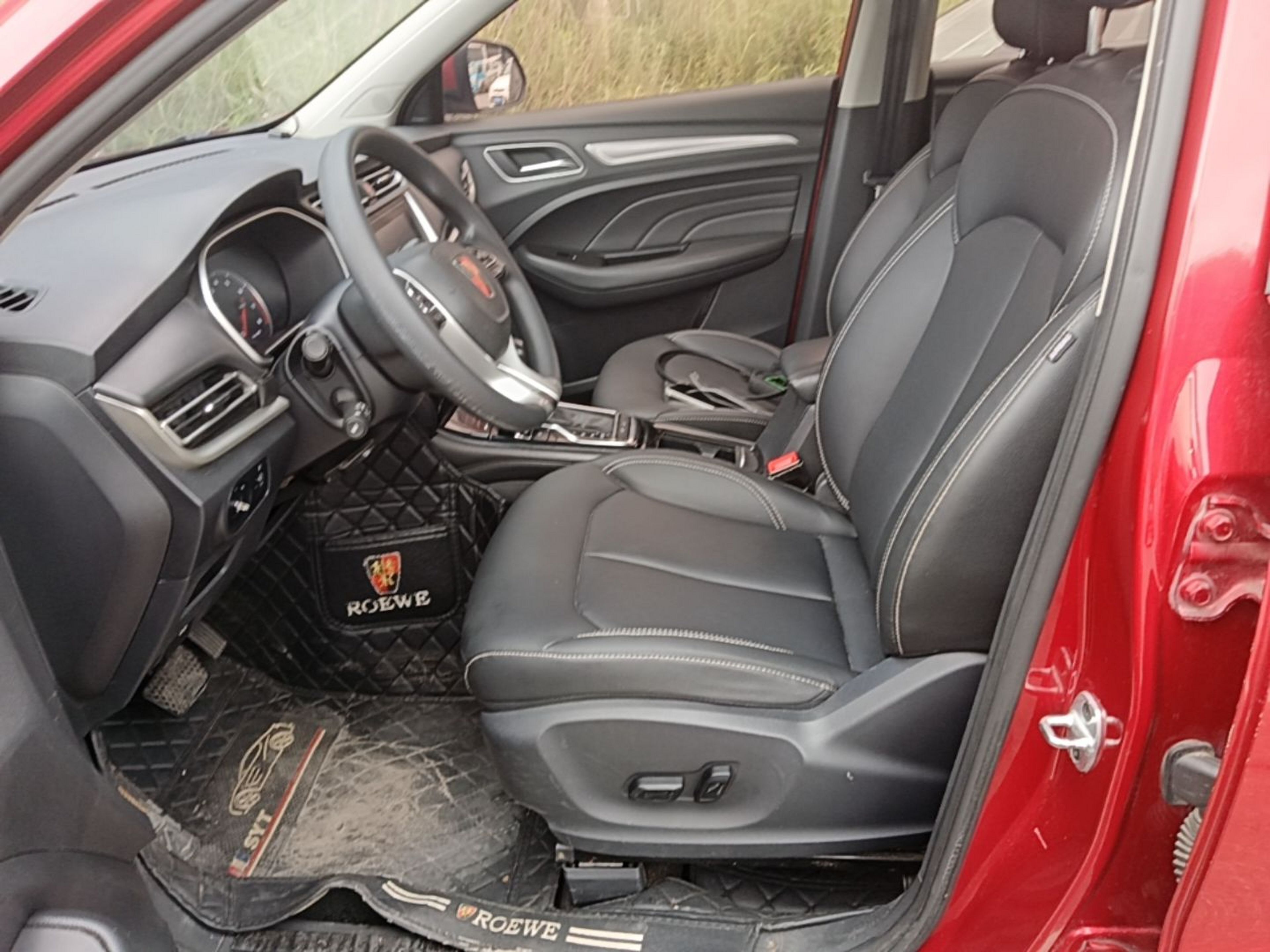 Vordere Reihe im Auto
