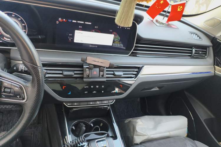 Used Hongqi HS5 2022 Revised Version 2.0T Smart Connect Flagship Edition
