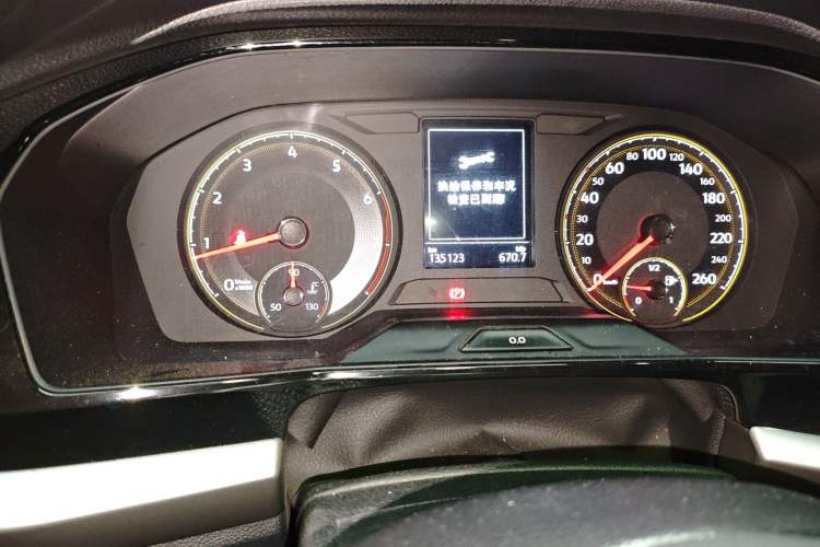 Used Volkswagen Lavida 2021 280TSI DSG Comfort Edition Odometer Close Up