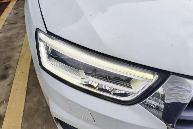 Used Audi Q3 2018 30th Anniversary Edition 30 TFSI Fashion Model
