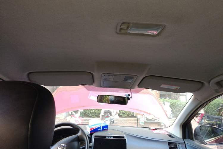 Used Nissan Tiida 2014 1.6L CVT Comfort Model
