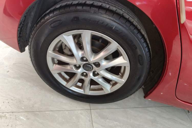 Used Mazda 3 Axela 2014 Sedan 1.5L Automatic Luxury Model