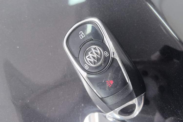 Used Buick Envision 2018 20T Two-Wheel-Drive Elite Model