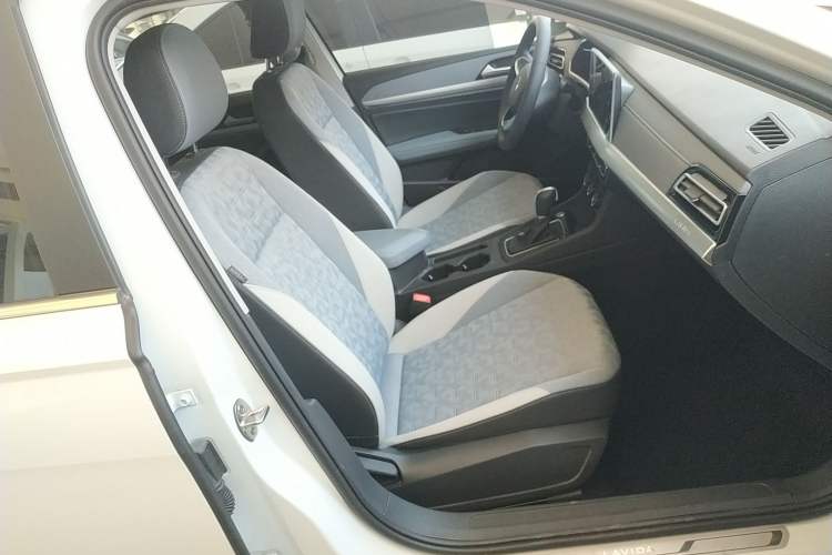 Used Volkswagen Lavida 2023 300TSI DSG Full-Comfort Edition Right Front Seat