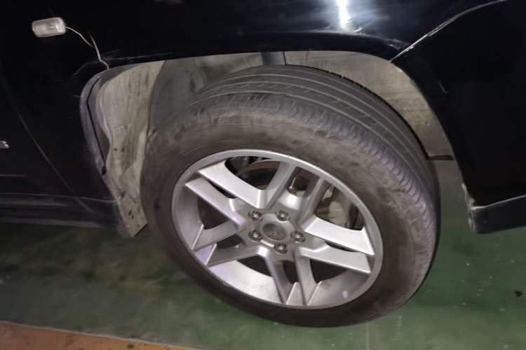 Used Jeep Compass 2013 2.4L four-wheel drive luxury version
