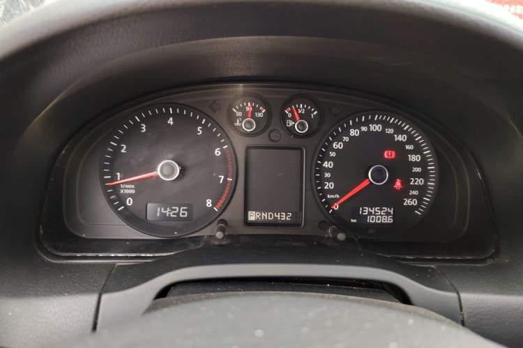 Used Volkswagen Passat 2011 1.8T Automatic Luxury Model
