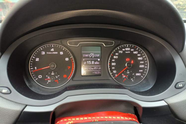 Used Audi Q3 2013 35 TFSI Ambition Edition Instrument Cluster