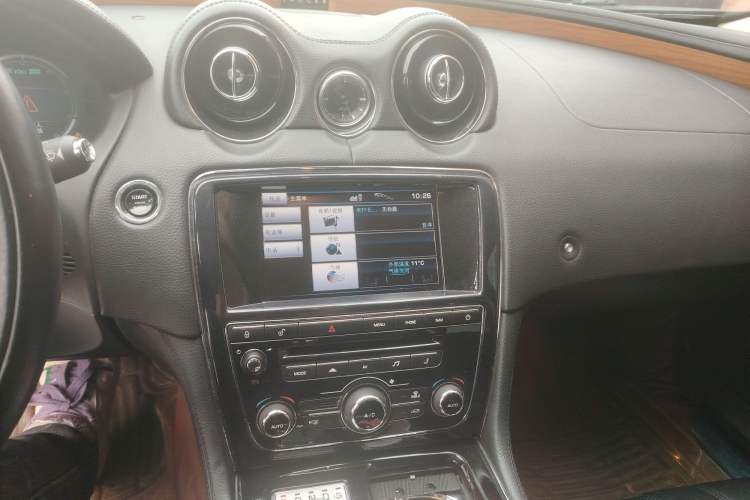 Used Jaguar XJ 2013 XJL 2.0T Elegance Business Edition
