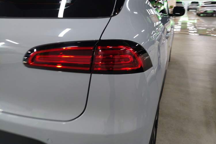 Used Wuling Bingo PLUS 2024 510 km Flagship Edition Four-Seater Version
