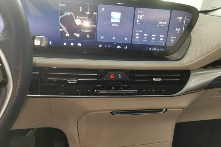 Used Buick Century 2023 2.0T Seven-Seater Yinshi Edition