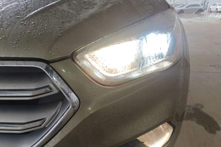 Used Ford Kuga 2017 EcoBoost 180 Two-Wheel-Drive Luxury Wing Edition