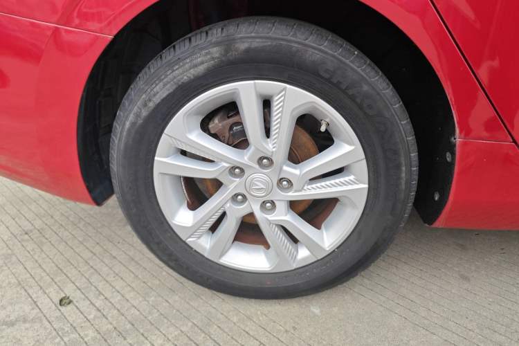 Used Changan Eado 2019 High-Energy Edition 1.6L GDI Manual Pioneer Model China VI Standard
