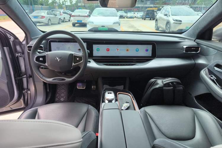 Used ARCFOX Alpha S 2021 708S+ 160kW Center Console