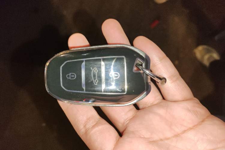 Used Citroen C4L 2014 1.8L Intelligent Drive Automatic Dynamic Model Vehicle Key