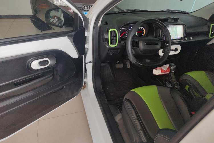 Used Roewe Clever 2021 302km All-Round Version Driver Seat