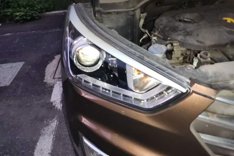 Used Hyundai ix25 2015 2.0L Automatic Two-Wheel Drive Intelligent GLS