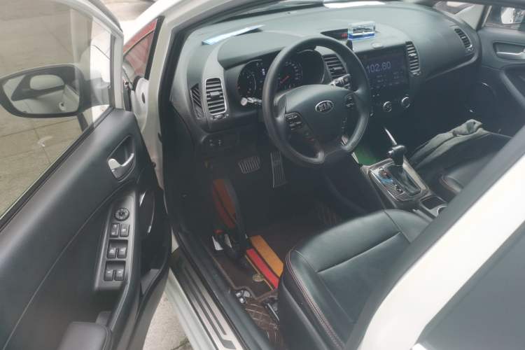 Used Kia K3 2016 1.6L Automatic with Sunroof Driver Seat