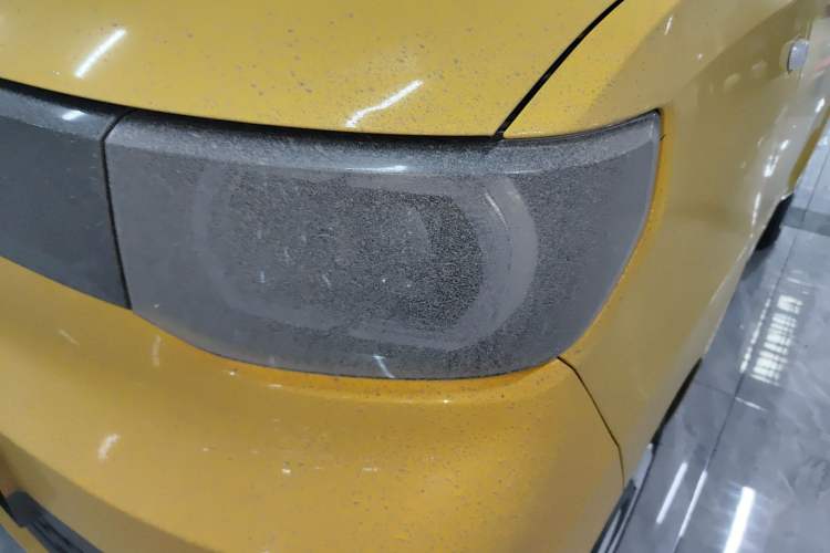 Used Wuling Hongguang MINIEV 2021 Macaron Premium Model – Lithium Iron Phosphate