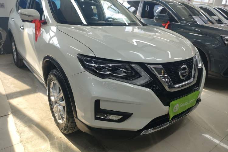 Used Nissan X-Trail 2022 2.0L Two-Wheel Drive Smart Connect Premium Edition