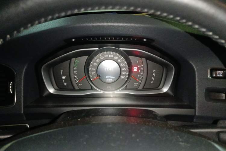 Used Volvo S60 2015 S60L 2.0T Zhiyuan Edition