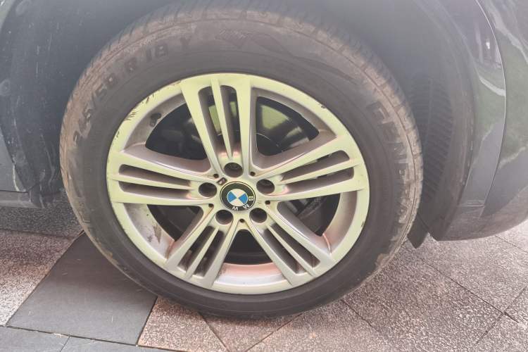 Used BMW X4 2016 xDrive20i M Sport Edition Right Front Wheel Hub