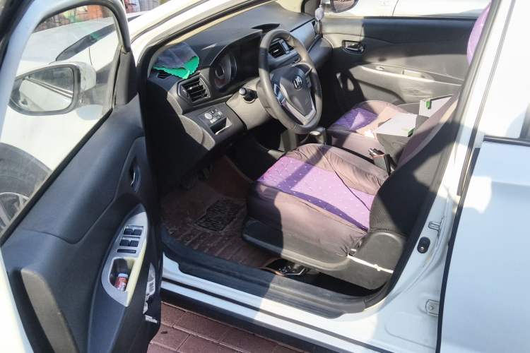 Used Lifan Auto X50 2014 1.5L CVT Elite Version Driver Seat